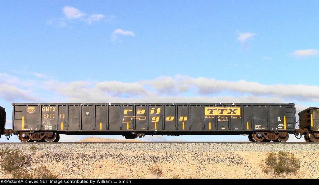 EB Manifest Frt at Erie NV W-Pshr -92